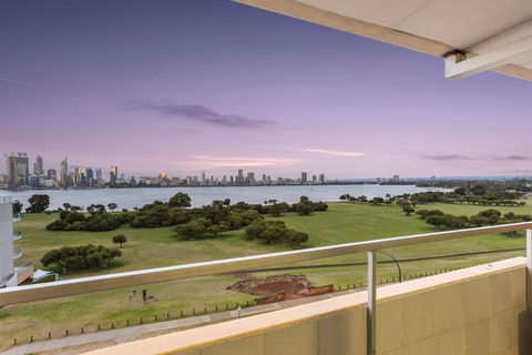 The Swan - Park & River Views Next To Perth Zoo - Accommodation Australia 0