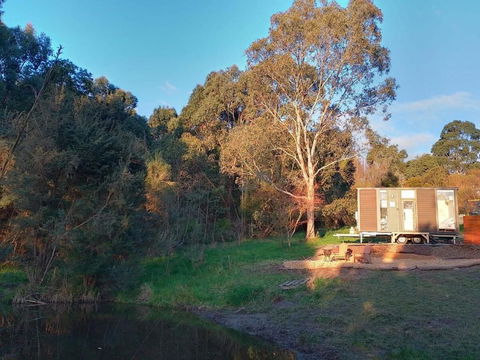 The Whistling Frog By Tiny Away - Accommodation Australia 2