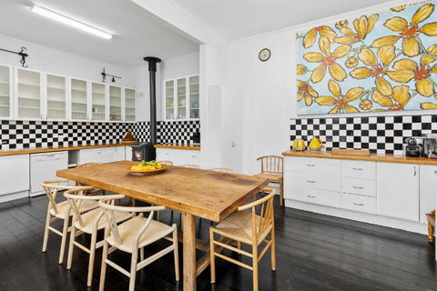 WARATAH At Queenscliff - Accommodation Australia 3
