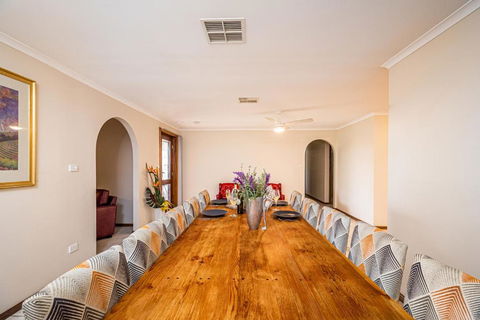 Watervale Hotel Guesthouse - Accommodation Australia 2