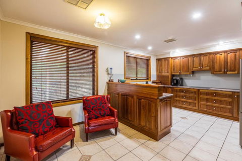 Watervale Hotel Guesthouse - Accommodation Australia 3