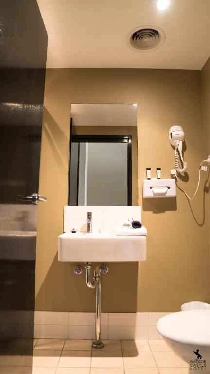 Windsor Castle Hotel - Accommodation Australia 2