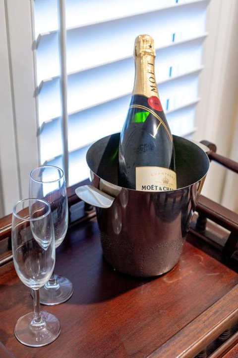 Woodford Gardens - Local Tourism 1