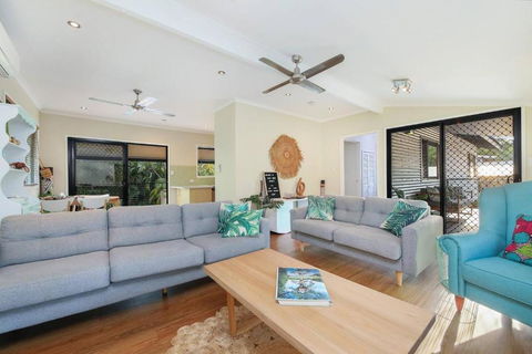 A Tropical Pool Paradise In Rapid Creek - Accommodation Australia 1