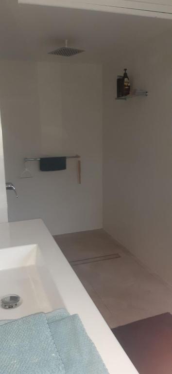 Alinta Accommodation - Accommodation Australia 0