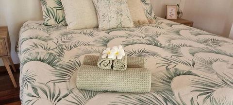 Berry Springs Tropical Retreat - Australia Shopping 2