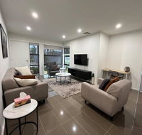 Tasha\'s Apartments - St Clair - Accommodation Australia