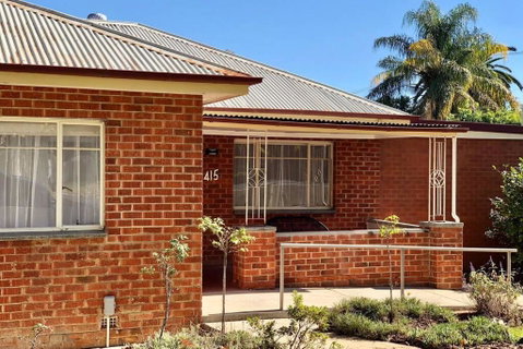 Young Olive - Accommodation Australia 0
