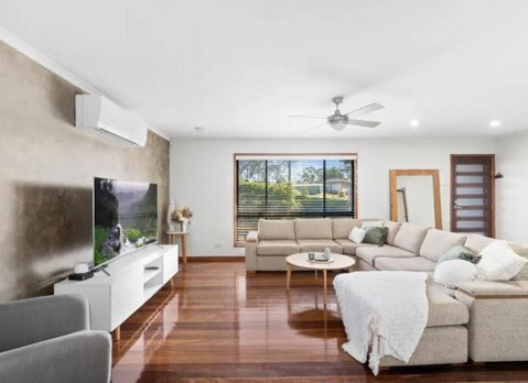 Your Own Retreat - Accommodation Australia 0