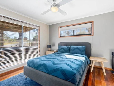 Your Own Retreat - Accommodation Australia 3