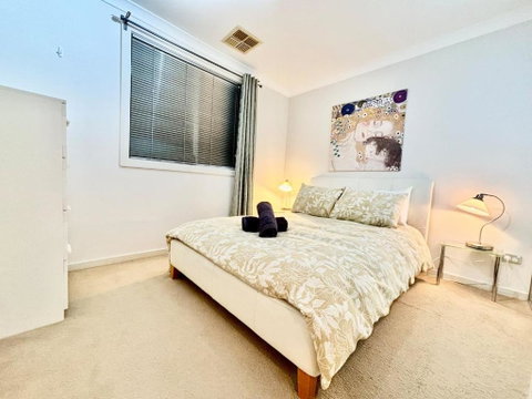 Your Tranquil Haven In East Perth - Accommodation Australia 0