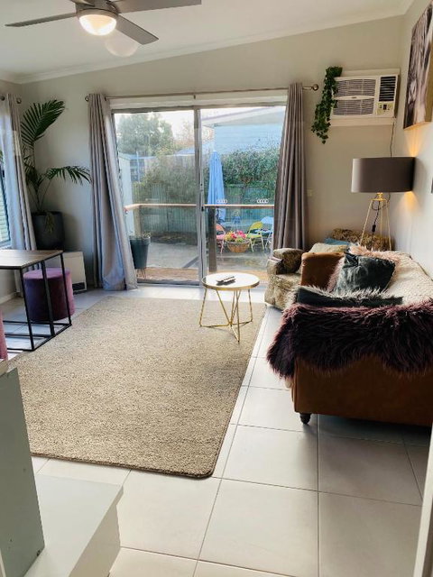 Yours And Theirs Pet Friendly Accommodation - Accommodation Australia 3