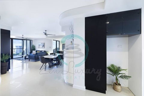 ZEN AT ARKABA 3BR Luxury Waterfront Apt Pool + BBQ - Local Tourism 3