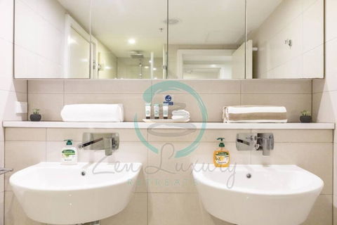 ZEN SUN CITY Cozy 2-BR/2-BA Ocean View Retreat - Local Tourism 2