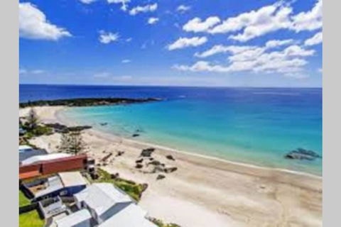 Zoo Villas: Villa Giraffe - Central Wynyard - Accommodation Australia 0