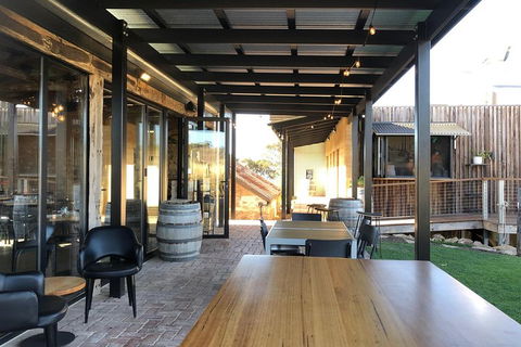 Beer, Wine And Gin (The Ultimate Tastings.) - Accommodation Australia 4