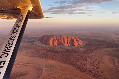 Scenic Flight: Uluru & Kata Tjuta - Accommodation Australia 1