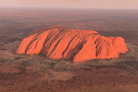 Scenic Flight: Uluru & Kata Tjuta - Accommodation Australia 2