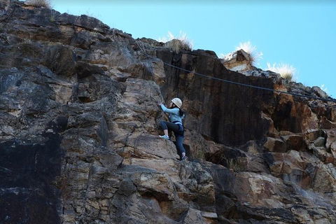Rock Climbing At The Kangaroo Point Cliffs In Brisbane - Accommodation Australia 5