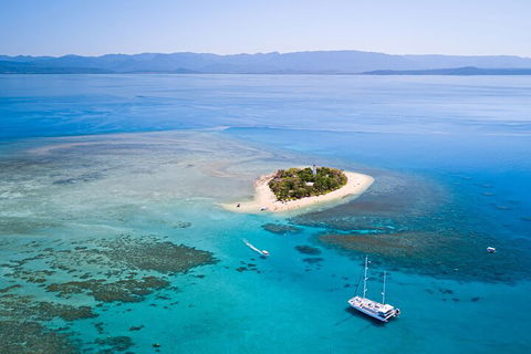 Ultimate 3-Day Great Barrier Reef Cruise Pass - Bed n Breakfasts 2