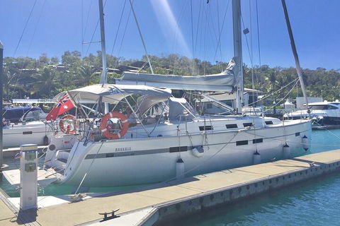 Sailing Curlew Escape On Moreton Bay - Accommodation Australia 0