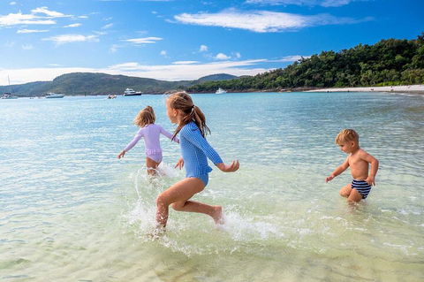 Whitehaven Beach And Daydream Island Cruise - Accommodation Australia 3