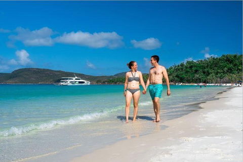 Whitehaven Beach Half-Day Cruises - Accommodation Australia 3