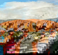 Ayers Rock Day Trip from Alice Springs Including Uluru Kata Tjuta and Sunset BBQ Dinner - Local Tourism