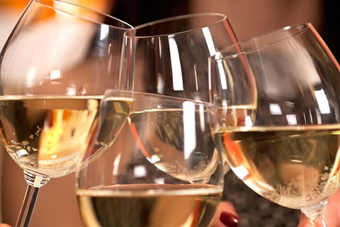 Yarra Valley Wine Tour Inc Lunch With A Glass Of Wine, Tastings And Chocolate - Accommodation Australia 5