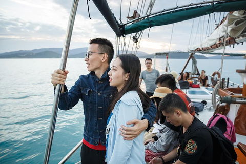 Whitsunday Islands Private Sailing Experience With Snorkeling & Langford Reef - Accommodation Australia 2