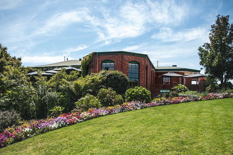 Yarra Valley Premium Tour Inc Lunch And Cheese And Wine Pairing At De Bortoli - Accommodation Australia 3