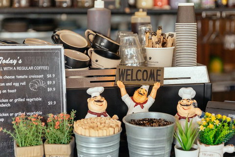 The 10 Tastings Of Sydney With Locals: Private Food Tour - Bed n Breakfasts 2