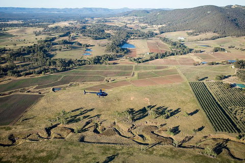Private Helicopter Flight To Hunter Valley With A La Carte Lunch - For 2 - Australia Shopping 5